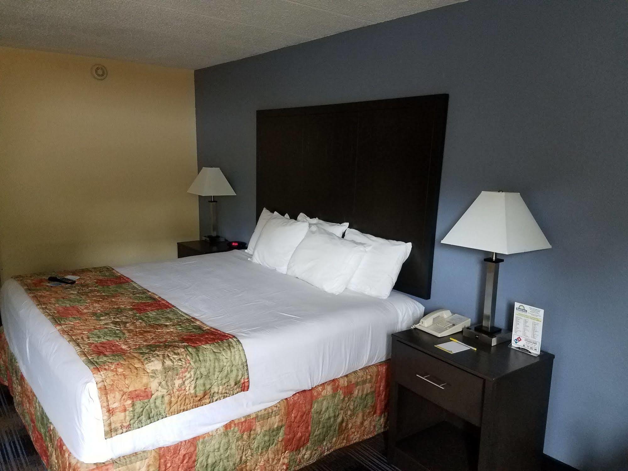 Days Inn By Wyndham Wilkes Barre Exteriér fotografie