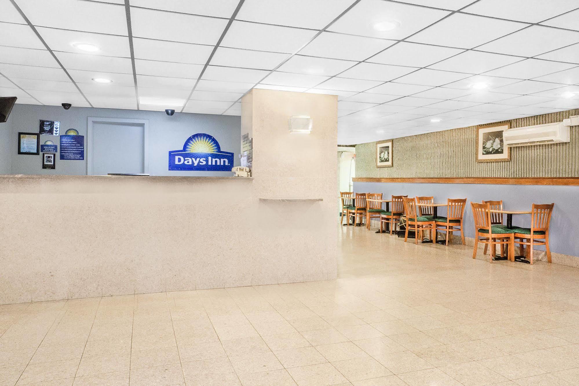 Days Inn By Wyndham Wilkes Barre Exteriér fotografie
