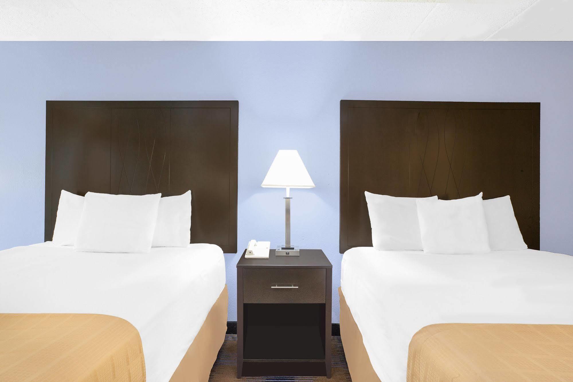 Days Inn By Wyndham Wilkes Barre Exteriér fotografie